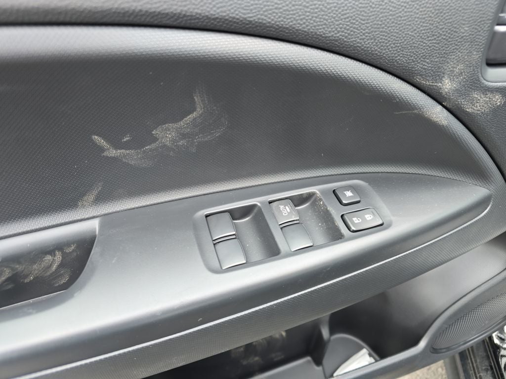 2024 Mitsubishi Mirage G4 LE