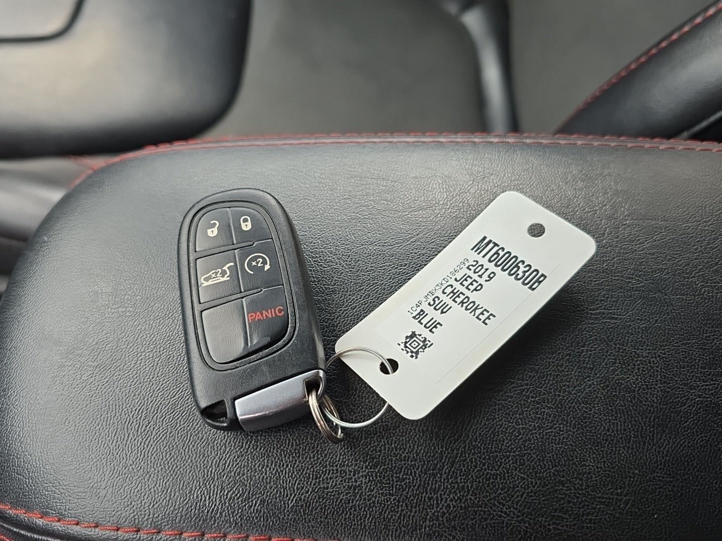 2019 Jeep Cherokee Trailhawk