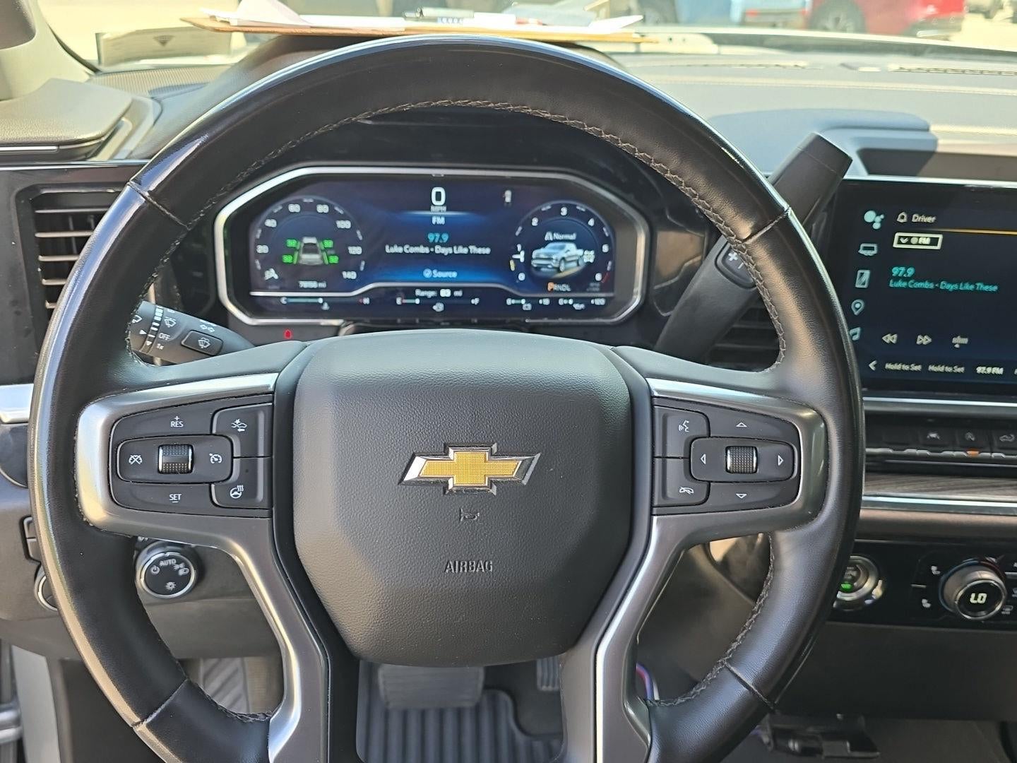 2023 Chevrolet Silverado 1500 LT