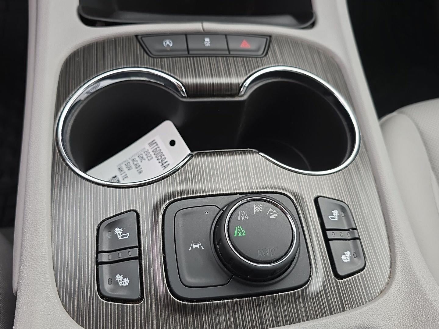 2023 GMC Acadia SLT