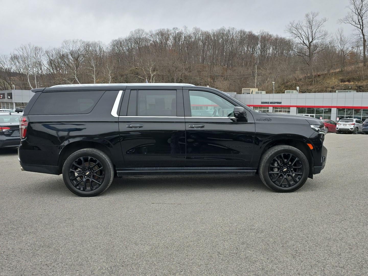 2022 Chevrolet Suburban High Country