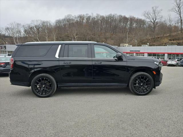 2022 Chevrolet Suburban High Country