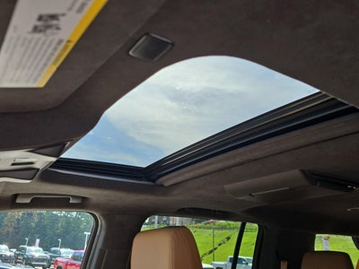 2017 Cadillac Escalade Esv Platinum