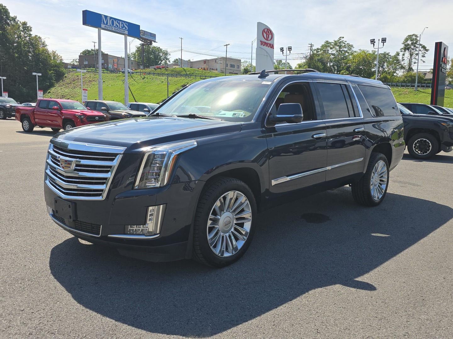 2017 Cadillac Escalade Esv Platinum