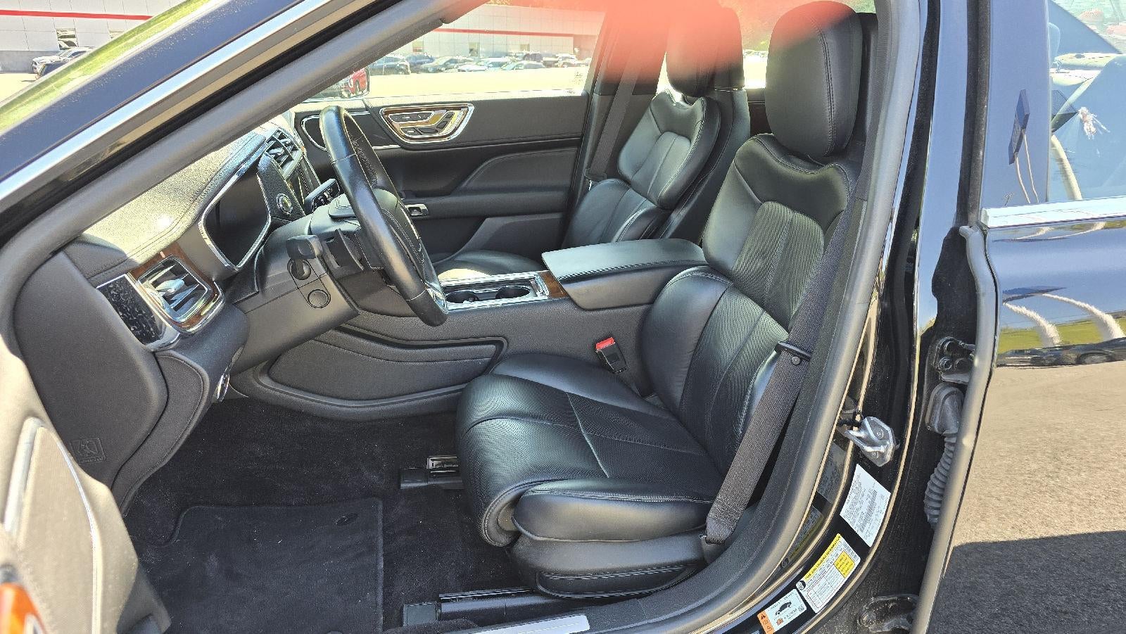 2017 Lincoln Continental Select