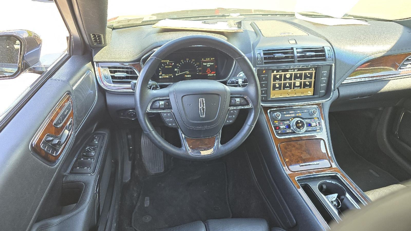 2017 Lincoln Continental Select