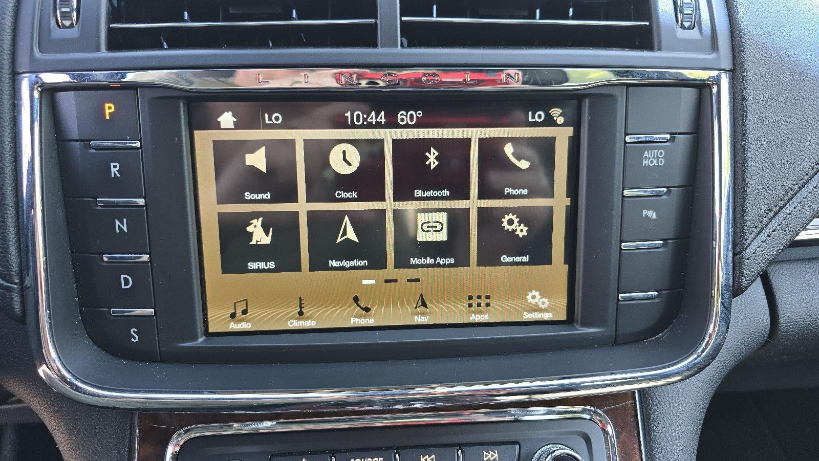 2017 Lincoln Continental Select