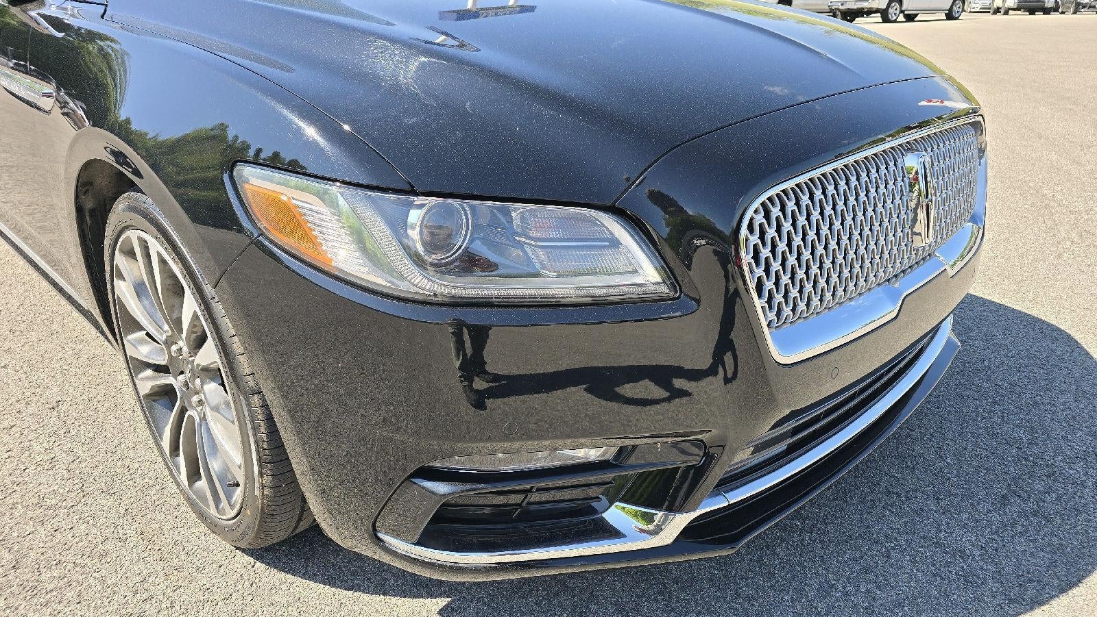 2017 Lincoln Continental Select