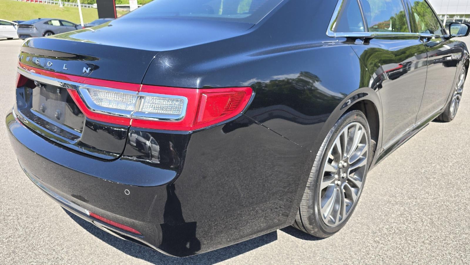 2017 Lincoln Continental Select