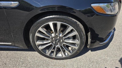 2017 Lincoln Continental Select