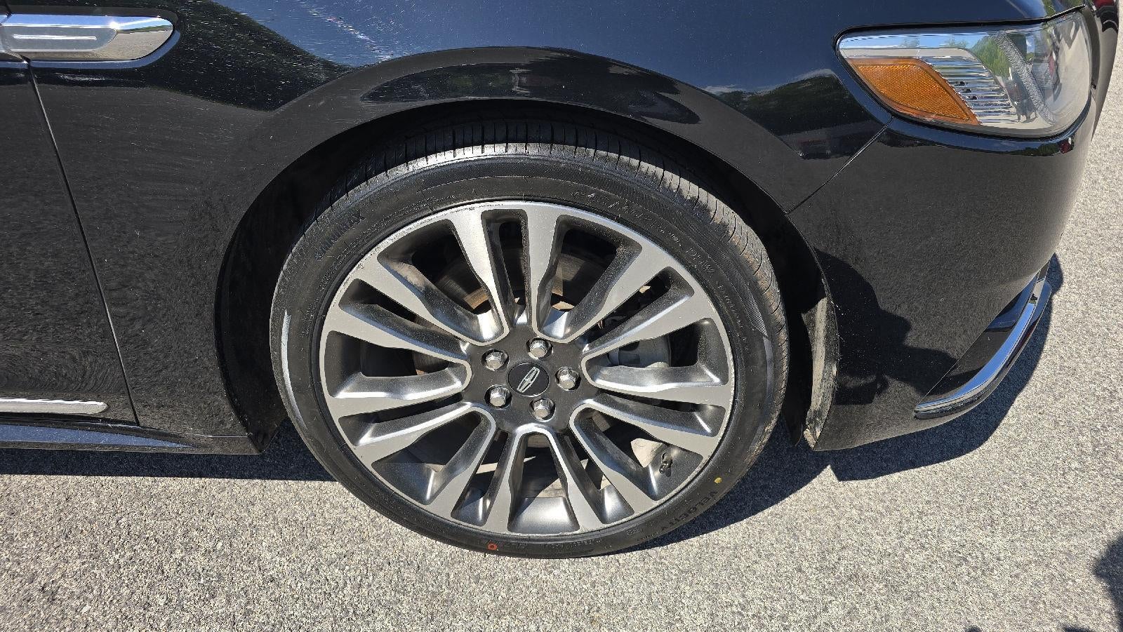 2017 Lincoln Continental Select