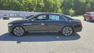 2017 Lincoln Continental Select
