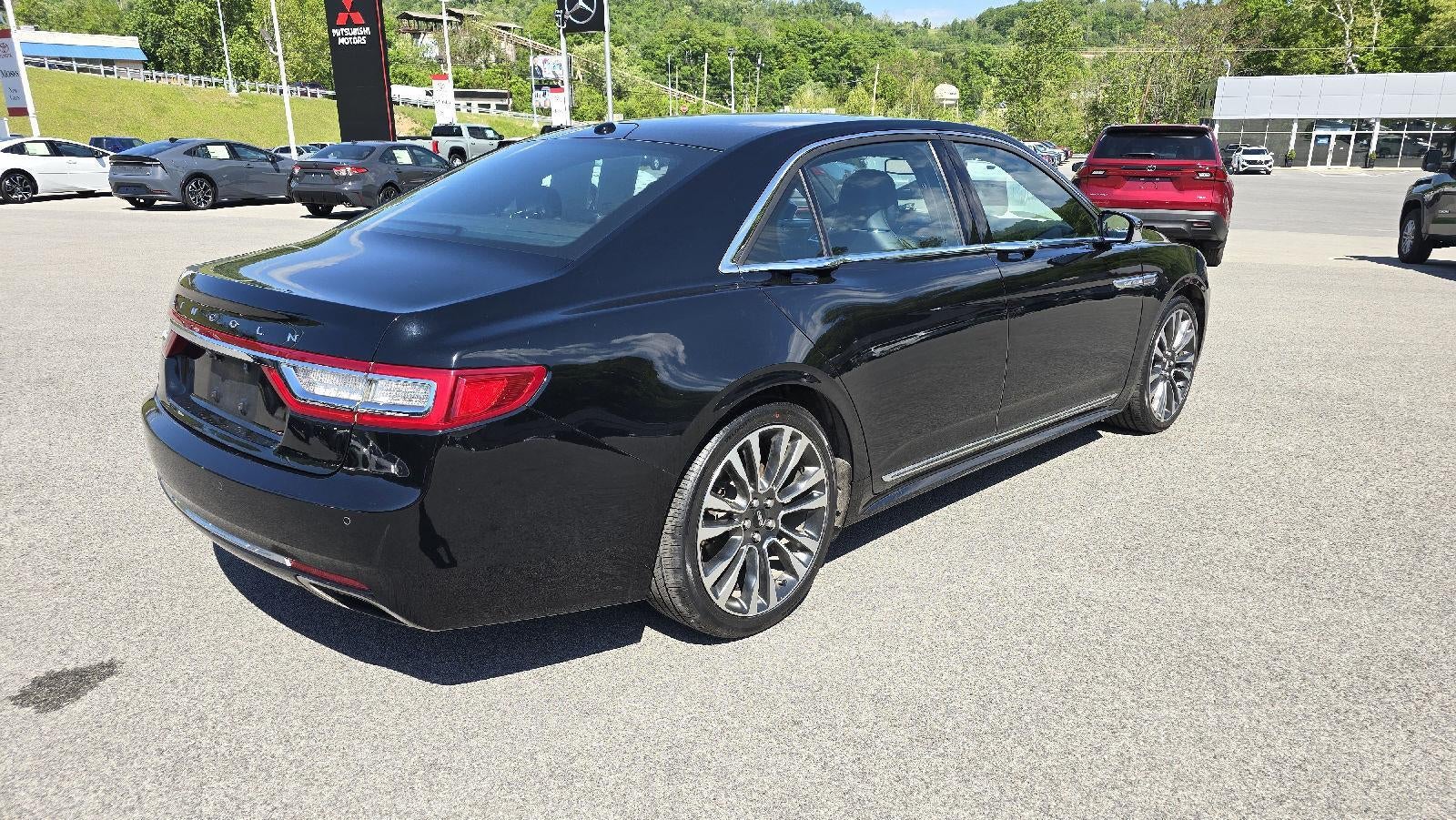 2017 Lincoln Continental Select
