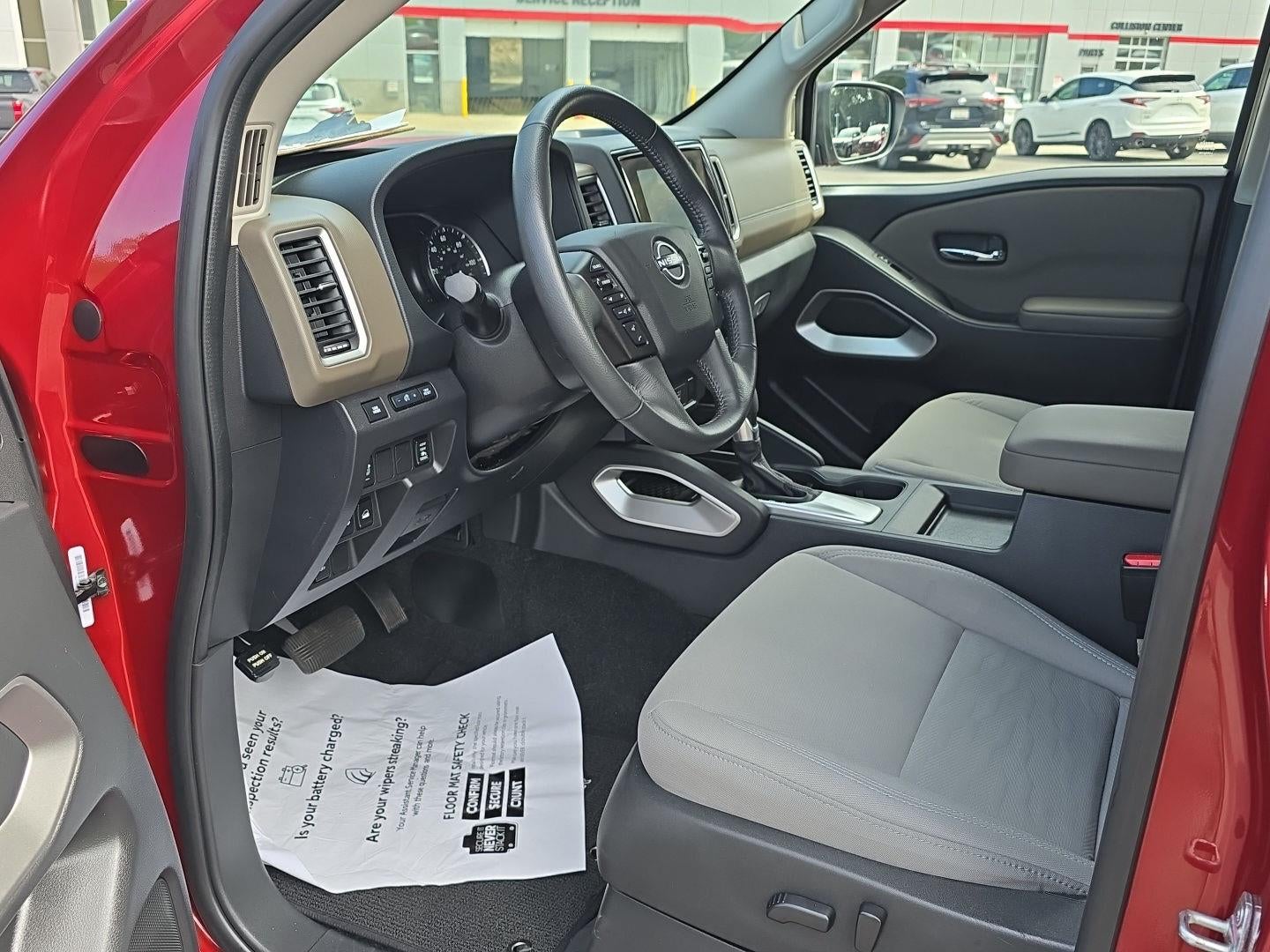 2022 Nissan Frontier SV