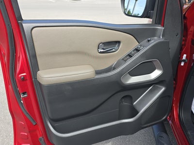 2022 Nissan Frontier SV