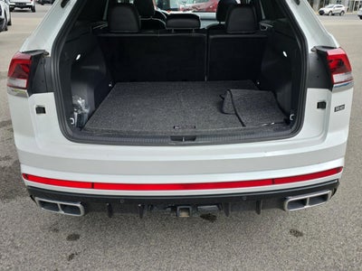 2024 Volkswagen Atlas Cross Sport 2.0T SEL R-Line