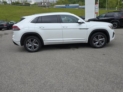 2024 Volkswagen Atlas Cross Sport 2.0T SEL R-Line