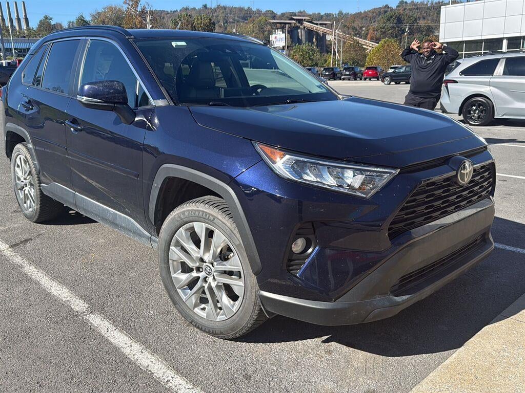 2021 Toyota RAV4 XLE Premium