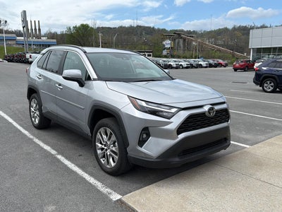 2025 Toyota RAV4 XLE Premium