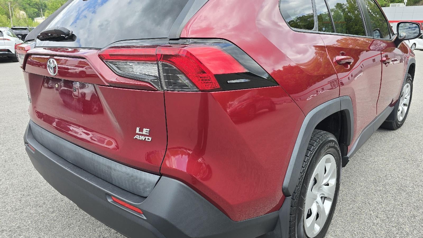 2019 Toyota RAV4 LE