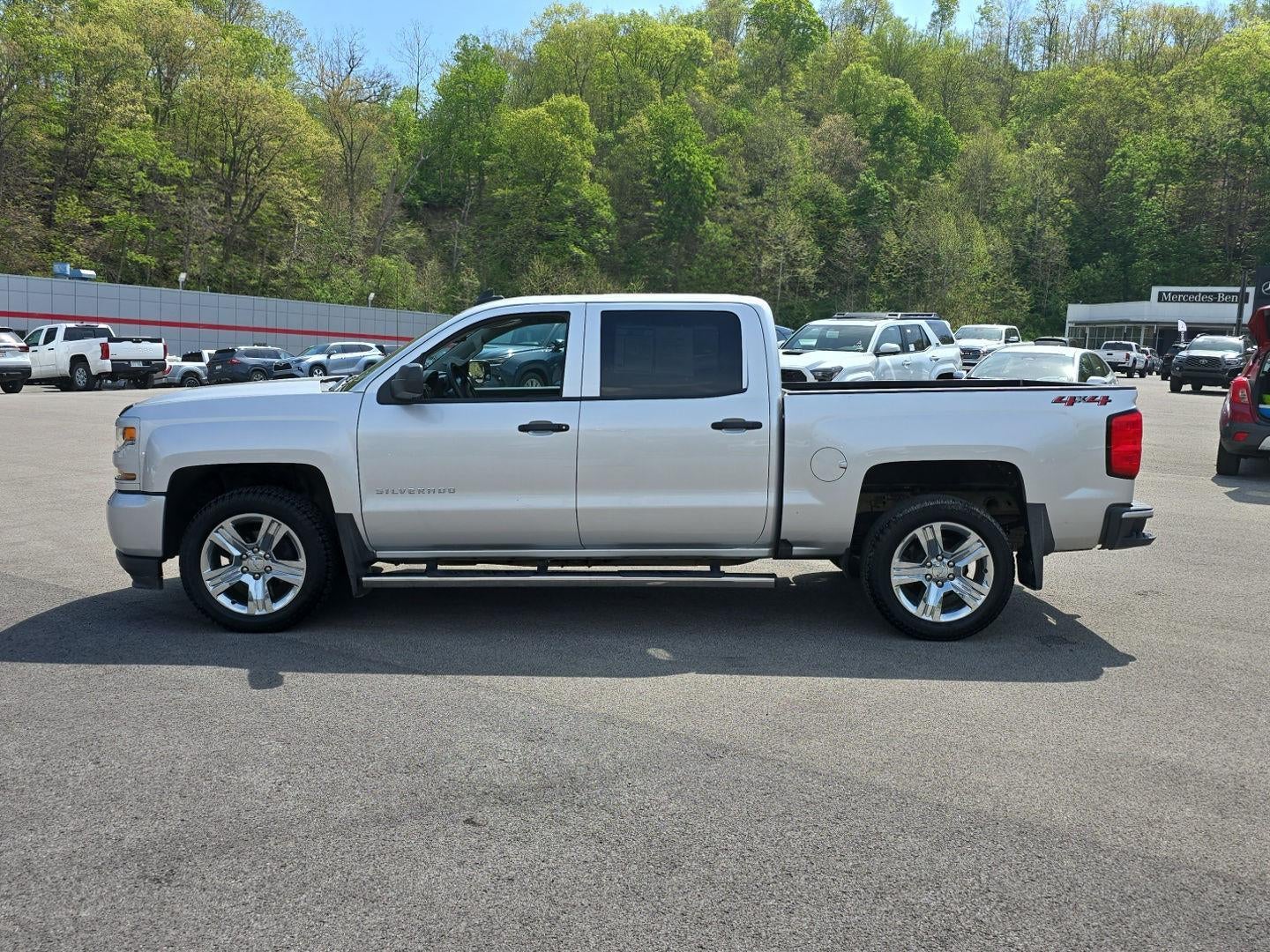 2018 Chevrolet Silverado 1500 Custom