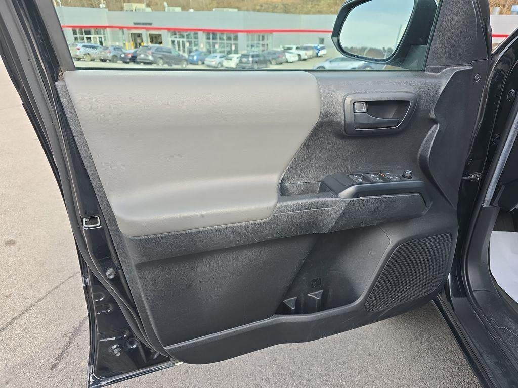 2022 Toyota Tacoma SR V6