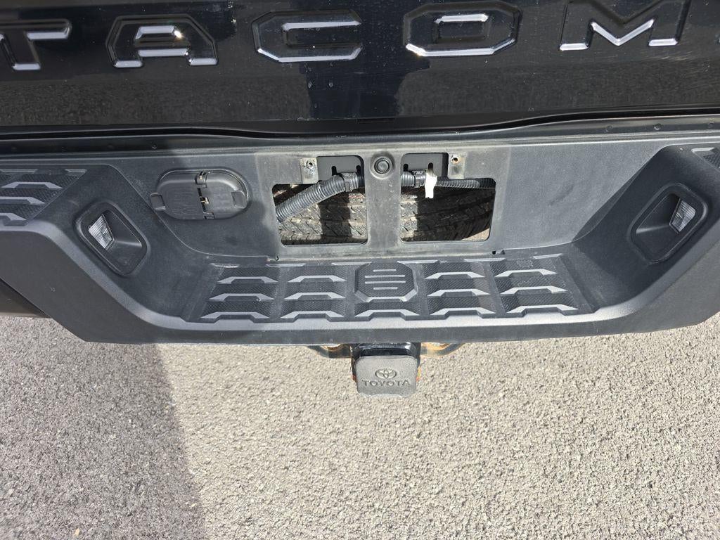 2022 Toyota Tacoma SR V6