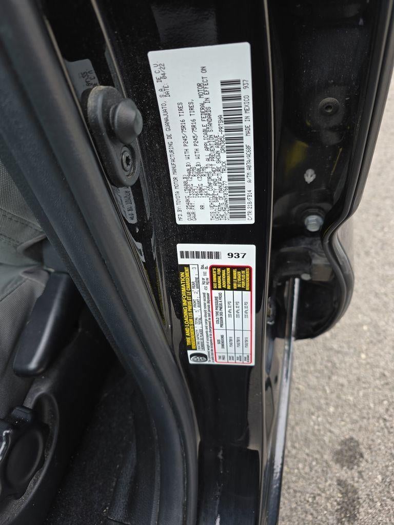 2022 Toyota Tacoma SR V6