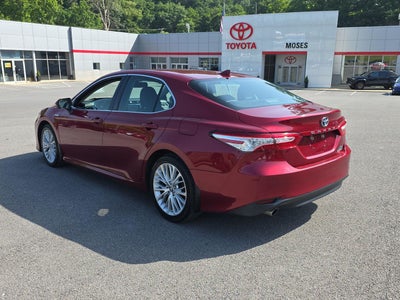 2018 Toyota Camry Hybrid XLE