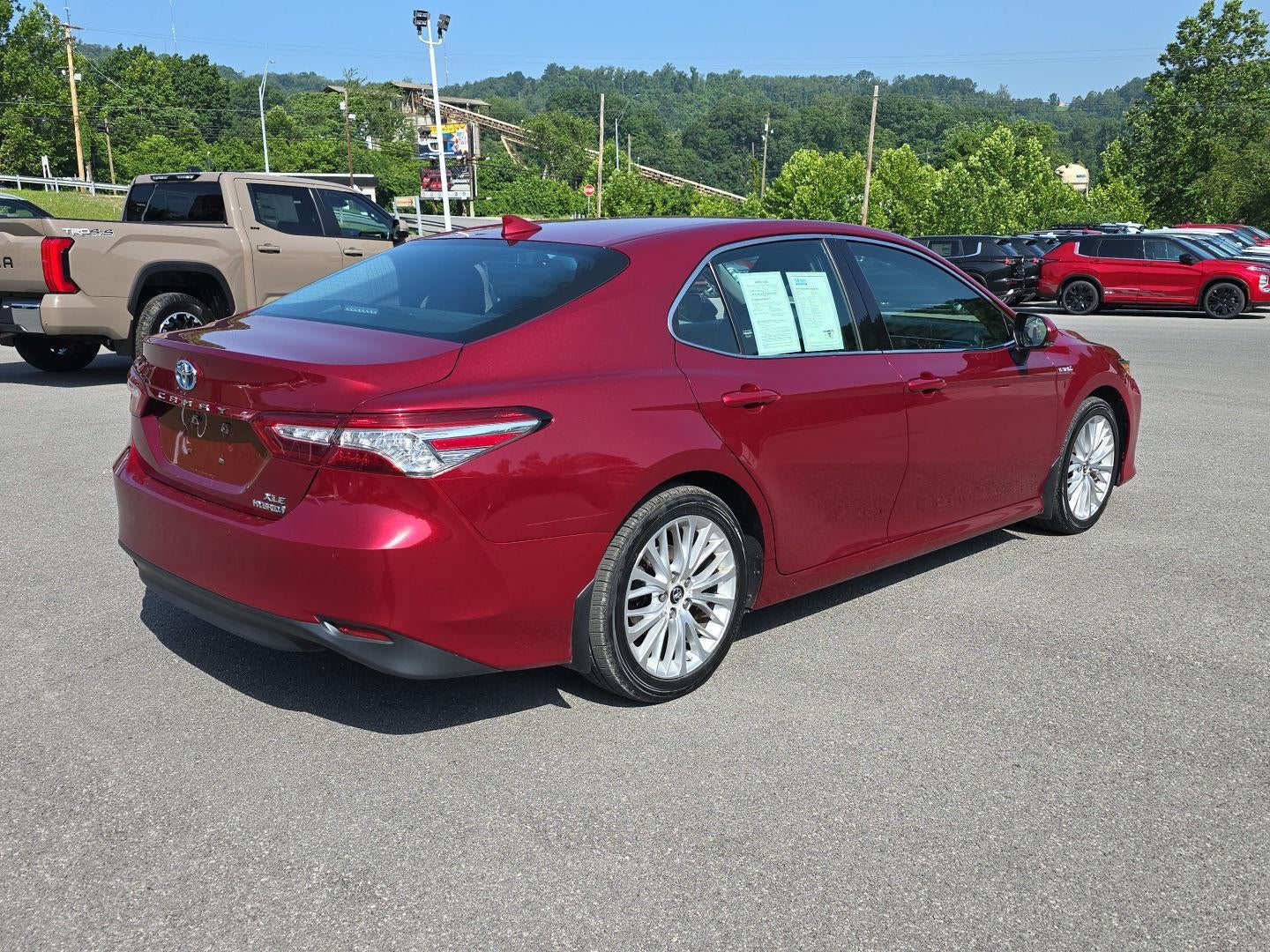 2018 Toyota Camry Hybrid XLE