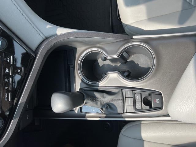 2023 Toyota Camry Hybrid SE