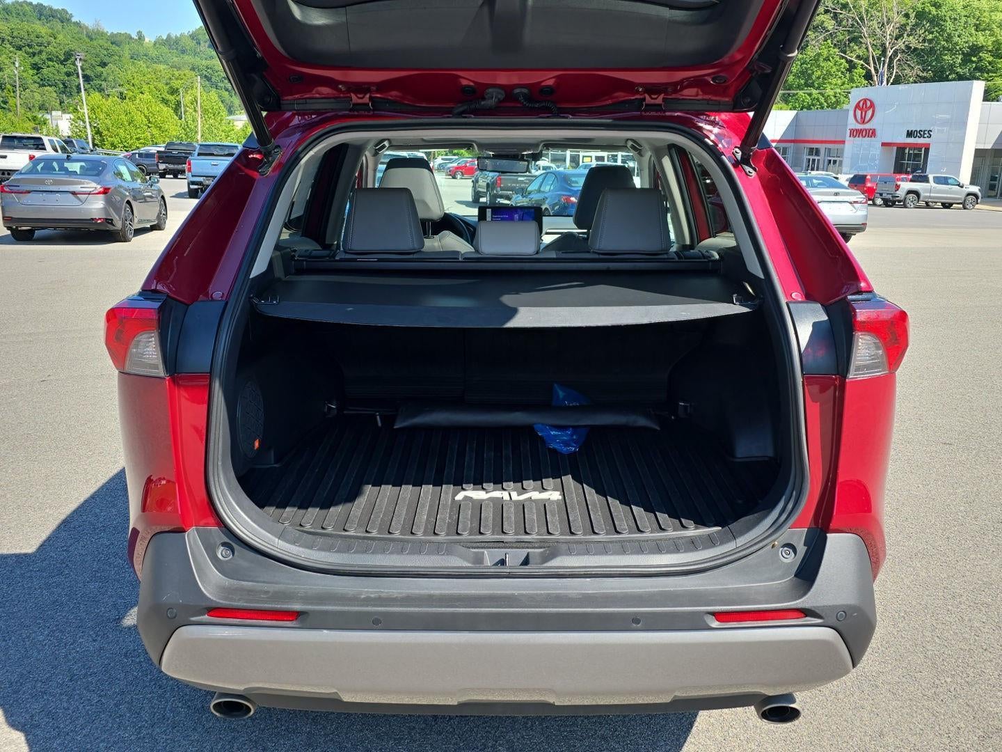 2023 Toyota RAV4 Hybrid Limited