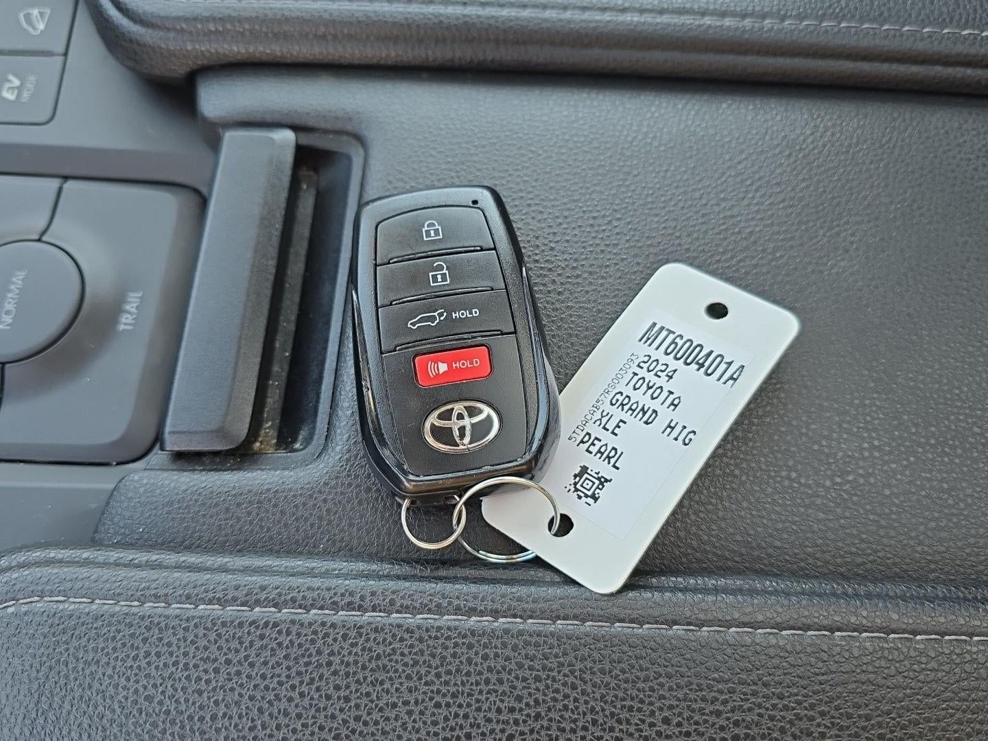 2024 Toyota Grand Highlander Hybrid XLE