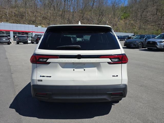 2024 Toyota Grand Highlander Hybrid XLE