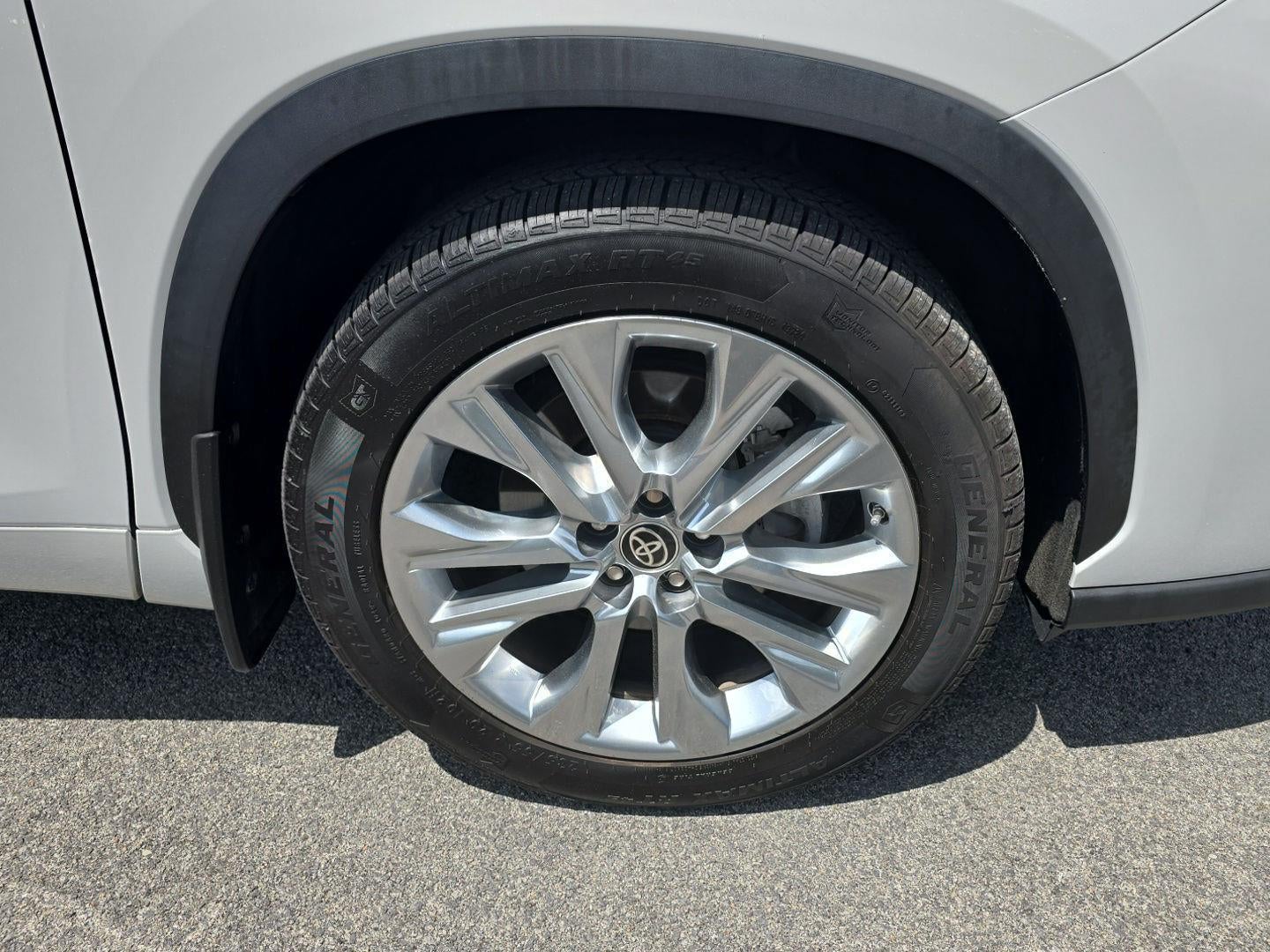 2022 Toyota Highlander Limited