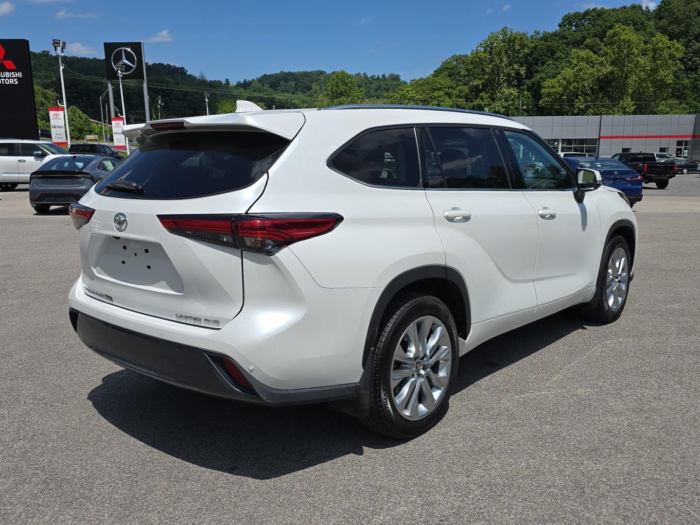 2022 Toyota Highlander Limited