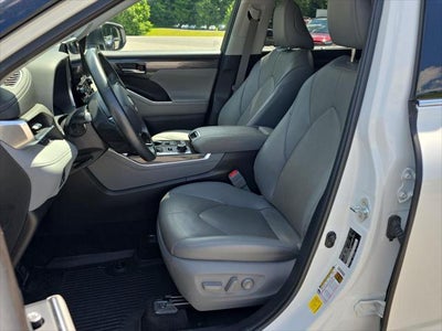 2022 Toyota Highlander Limited
