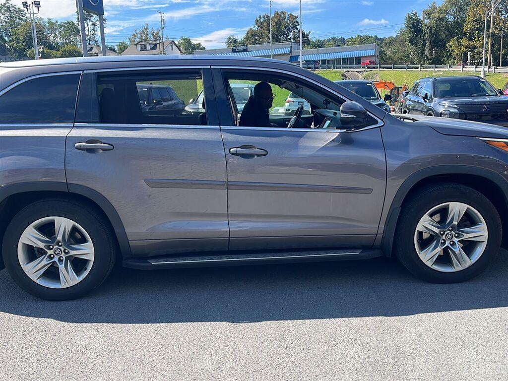 2017 Toyota Highlander Limited
