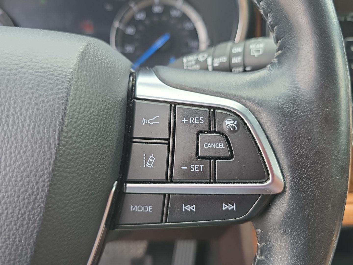 2020 Toyota Highlander Hybrid Platinum