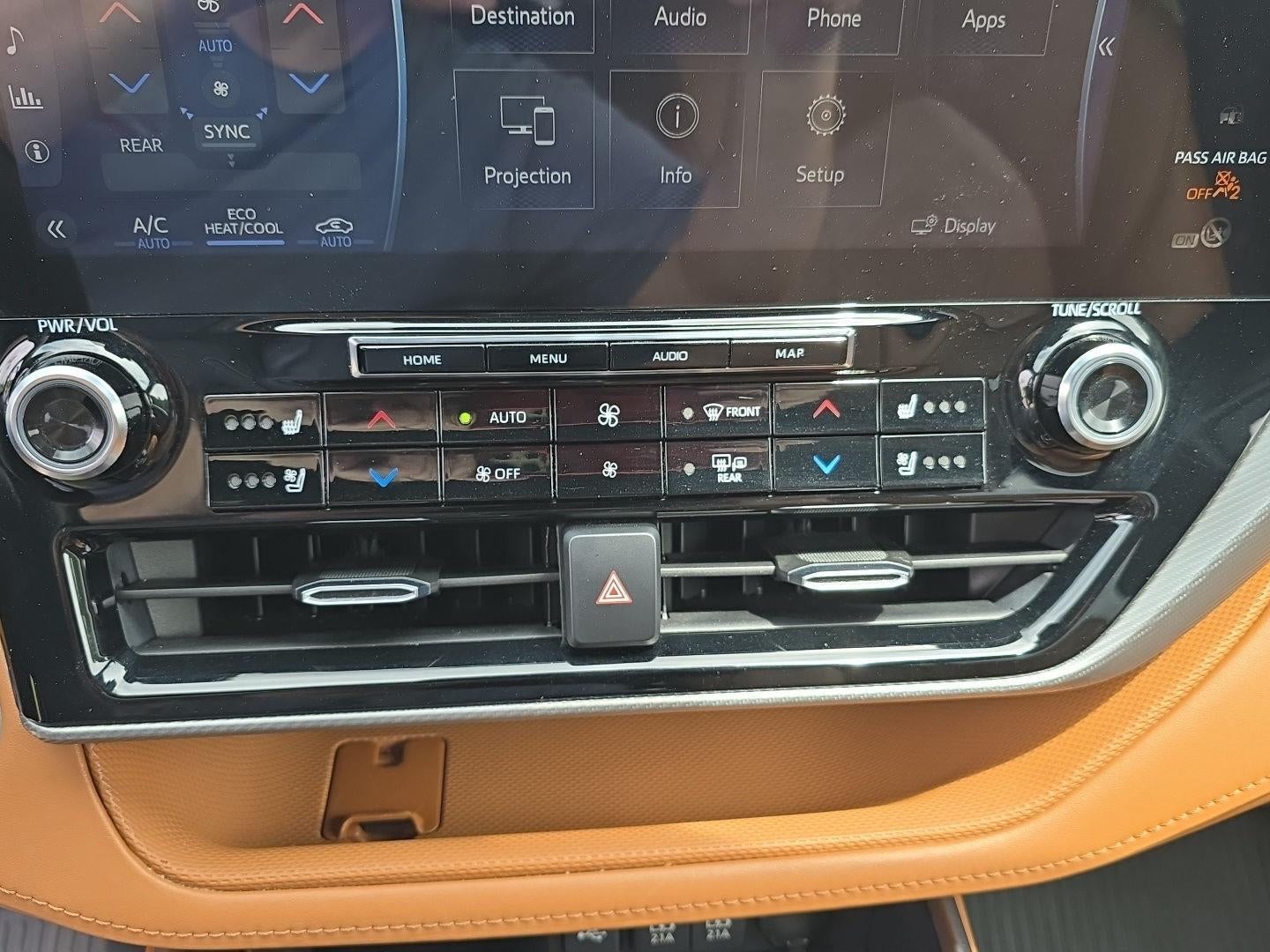 2020 Toyota Highlander Hybrid Platinum