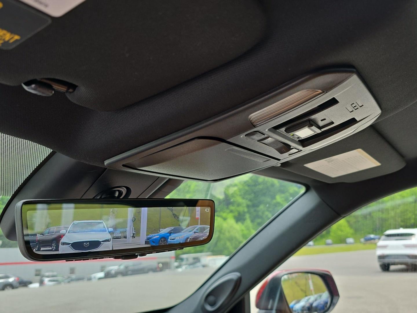 2020 Toyota Highlander Hybrid Platinum