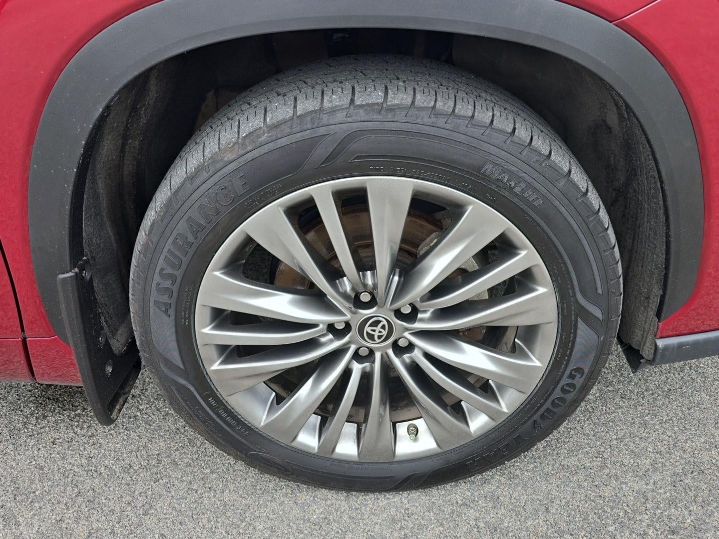 2020 Toyota Highlander Hybrid Platinum
