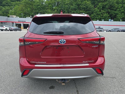 2020 Toyota Highlander Hybrid Platinum