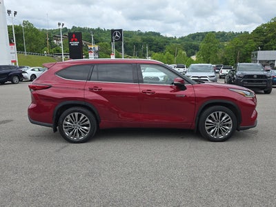 2020 Toyota Highlander Hybrid Platinum