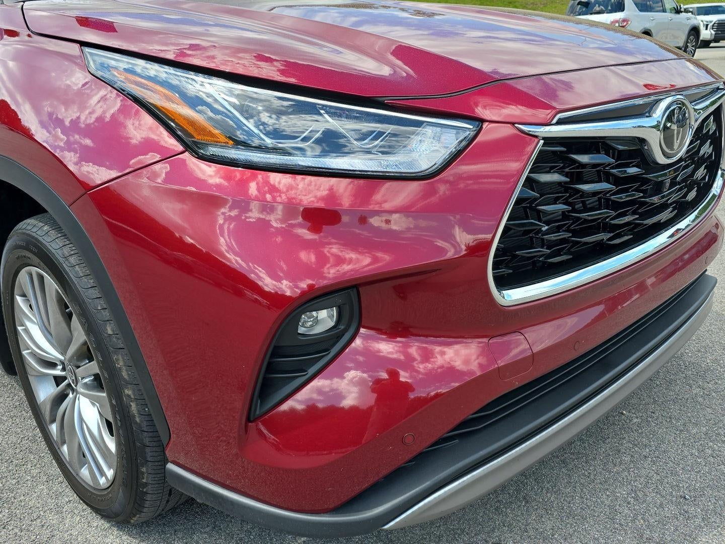 2026 Toyota Highlander Hybrid Platinum