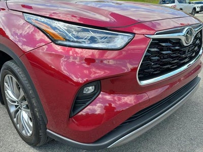2026 Toyota Highlander Hybrid Platinum