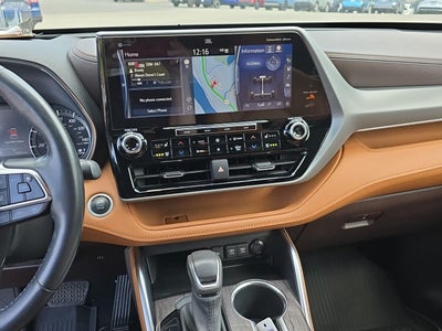2021 Toyota Highlander Platinum