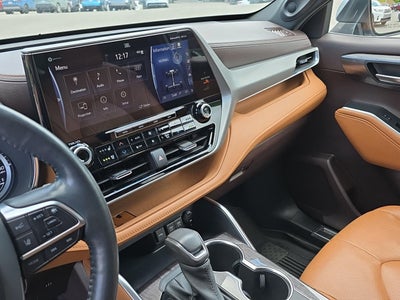 2021 Toyota Highlander Platinum
