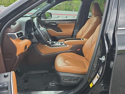 2020 Toyota Highlander Platinum