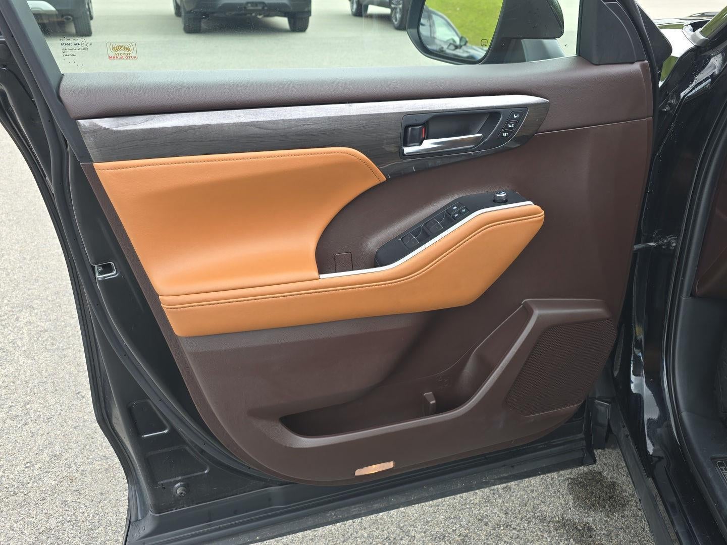 2020 Toyota Highlander Platinum